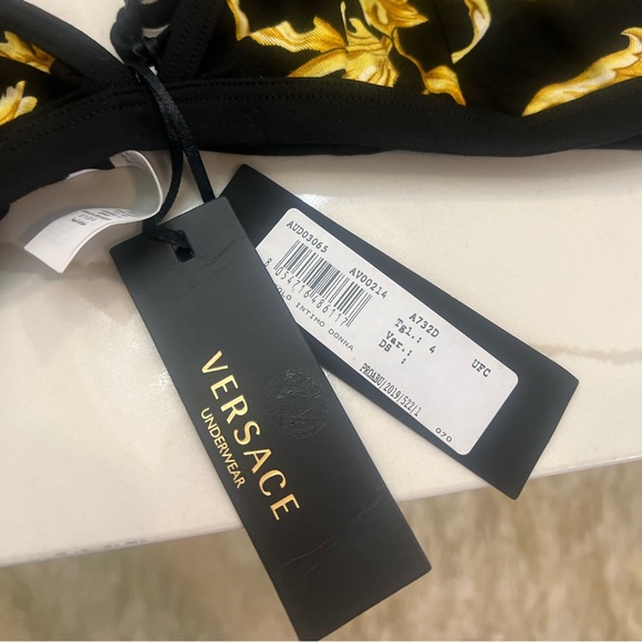 Brand new with tag Versace bra and underwear - Picture 2 of 10